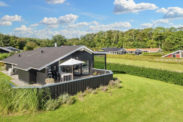Aan zee: Modern vakantiehuis in Sjølund voor 6 personen - thumbnail 2
