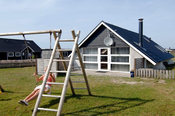 Vrijstaand vakantiehuis op 200m van de Noordzee in Harboøre, Denemarken - thumbnail 3