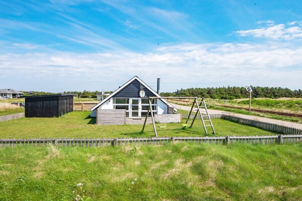 Vrijstaand vakantiehuis op 200m van de Noordzee in Harboøre, Denemarken - thumbnail 4