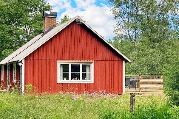 Vrijstaand vakantiehuis in de bossen bij Osby, 4 km van meer - thumbnail 2