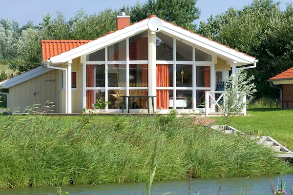 Op 1,5 km van zee: Licht vakantiehuis in Otterndorf voor 6 personen - thumbnail 3