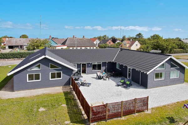 Aan zee: ruim vakantiehuis in Bagenkop voor 20 personen - thumbnail 2