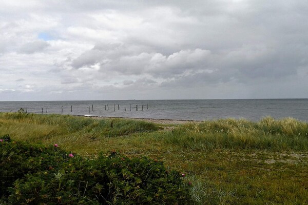 Op 300 m van zee: Ruim vakantiehuis in Rudkøbing met sauna en whirlpool - thumbnail 5