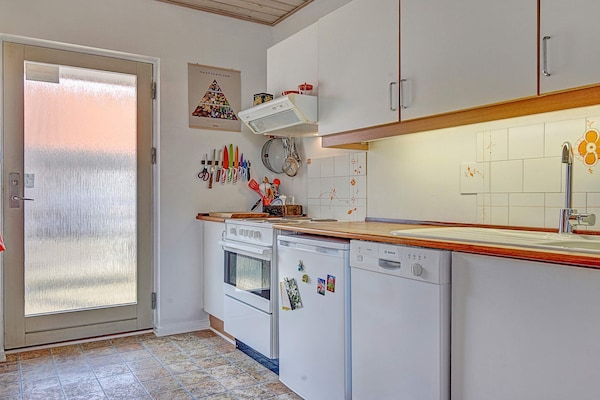 Licht appartement in Gudhjem, 300m van zee met zwembad en zeezicht - thumbnail 5