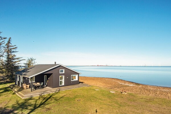Vrijstaand vakantiehuis op 10.000 m² strandgrond, 20 meter van de zee - thumbnail 3