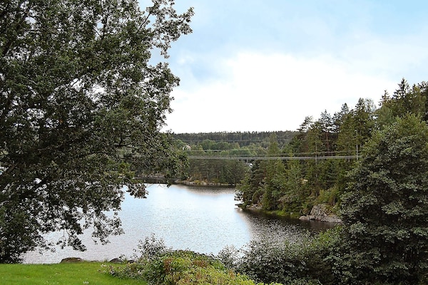 Vrijstaand vakantiehuis aan het Bullarsjön meer, 30m van het water - thumbnail 6