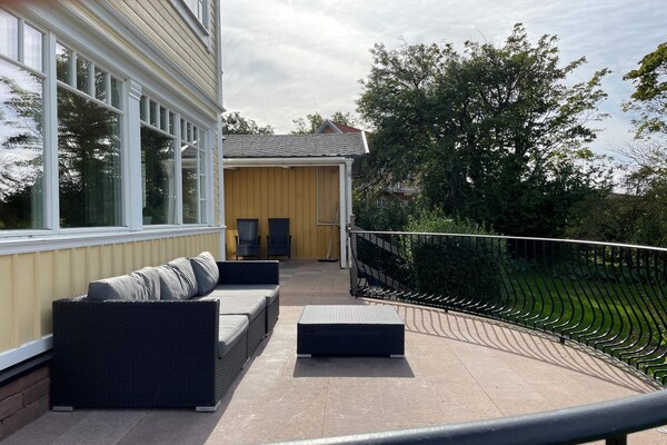 10-persoons vakantiehuis aan zee in Mörbylånga - thumbnail 2