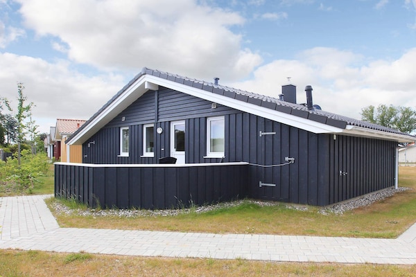Licht Scandinavisch vakantiehuis met sauna en whirlpool, 250m van zee - thumbnail 5