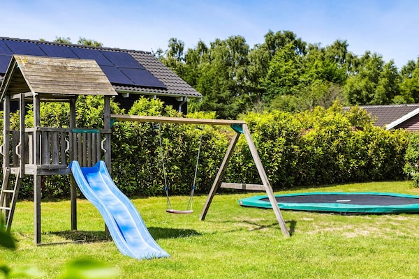 Op 1,5 km van zee: ruim vakantiehuis in Tisvildeleje voor 16 personen - thumbnail 4