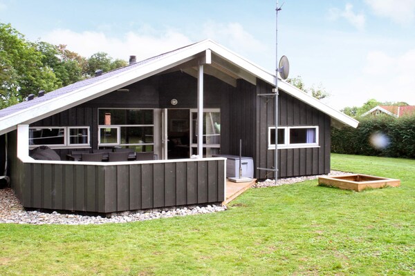 8-persoons vakantiehuis in Sydals op 300 meter van zee - thumbnail 5