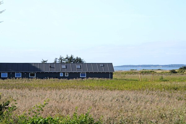 14-persoons vakantiehuis aan zee in Millinge met sauna en whirlpool - thumbnail 2