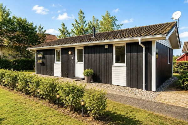 Aan zee: Licht vakantiehuis in Scandinavische stijl in Grömitz · 52 m² - thumbnail 3