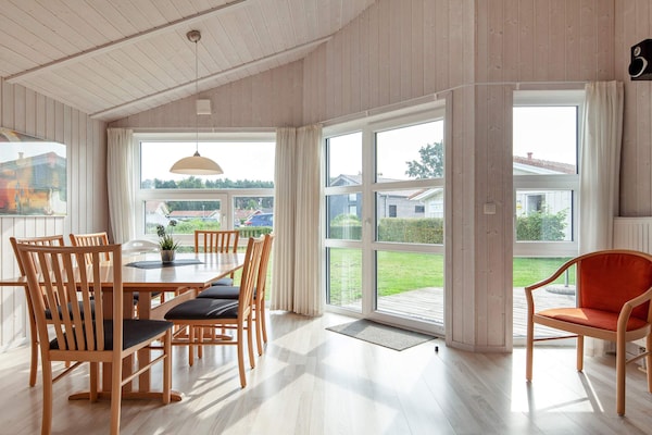 Vrijstaand Deens vakantiehuis met sauna op 250 meter van het strand in Grömitz - thumbnail 6