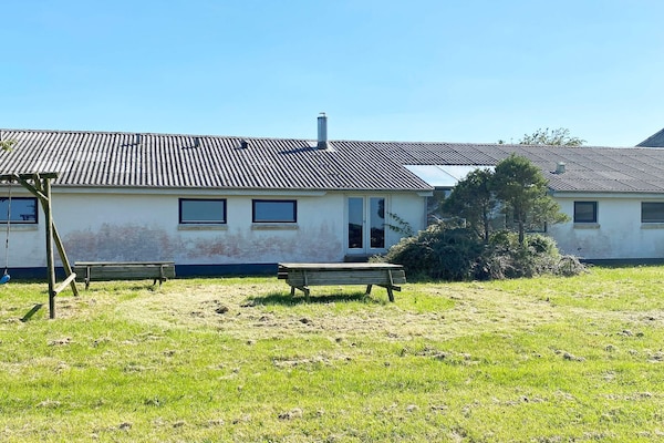 Ruim vakantiehuis bij Hurup Thy met whirlpool, sauna en zeezicht op 400 meter - thumbnail 2