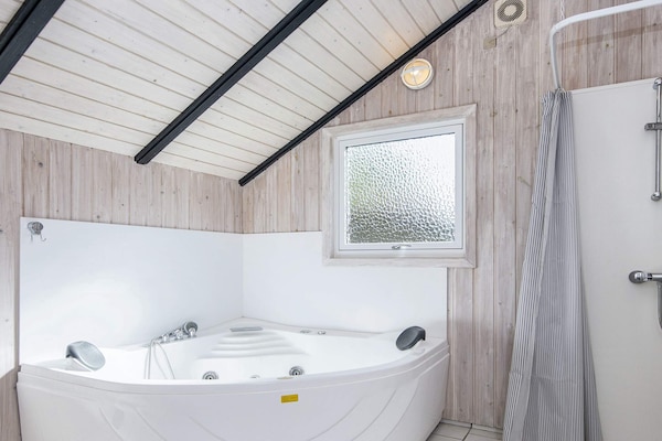8-persoons vakantiehuis in Sydals op 400 meter van zee · 8 pers. - thumbnail 4