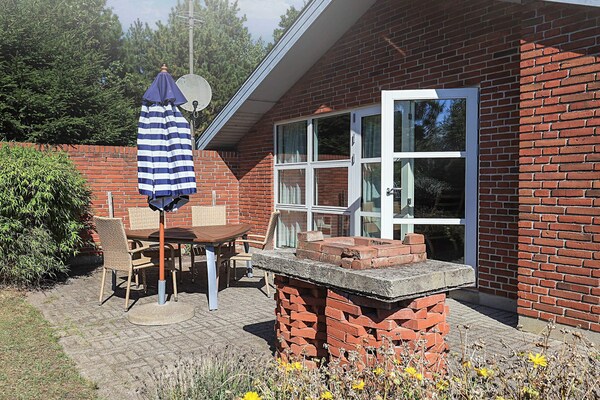 Licht vakantiehuis op beschut natuurperceel bij Marielyst - thumbnail 3