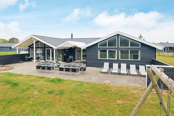 Groots vakantiehuis voor 18 personen met zwembad en activiteitenruimte, 350m van zee - thumbnail 5