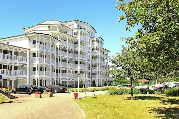Modern appartement met sauna en zeezicht op 150m van het strand in Großenbrode - thumbnail 1