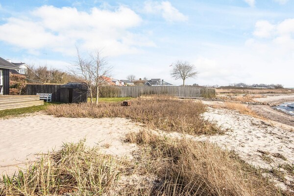 Aan zee: Sfeervol vakantiehuis in Bjert voor 2 personen - thumbnail 5