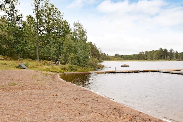 Historisch vakantiehuis aan het meer met hertenpark in Pauliström - thumbnail 3