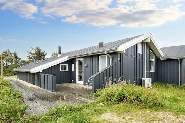 Aan zee: Modern vakantiehuis in Harboøre voor 10 personen - thumbnail 3