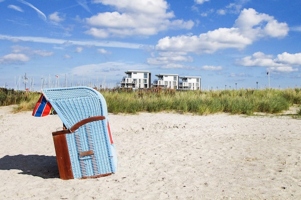4-persoons appartement aan zee in Wendtorf met havenzicht · 68 m² - thumbnail 5