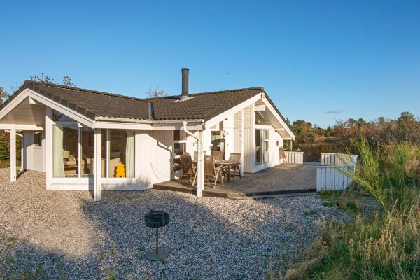 Gezellig vakantiehuis voor 6 personen in Knebel - thumbnail 1