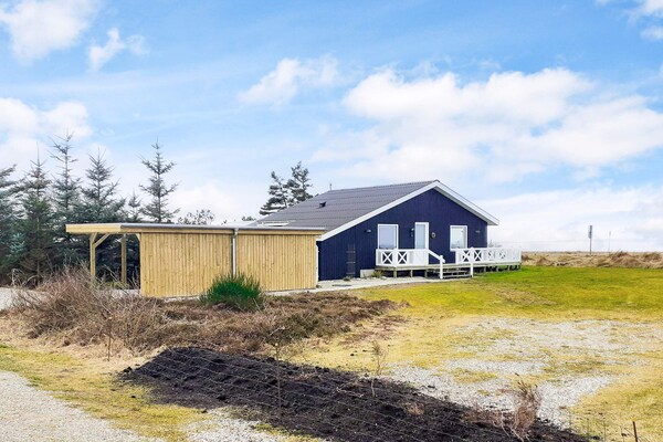 Aan zee: Ruim vakantiehuis in Løgstør met uitzicht op de Limfjord - thumbnail 2