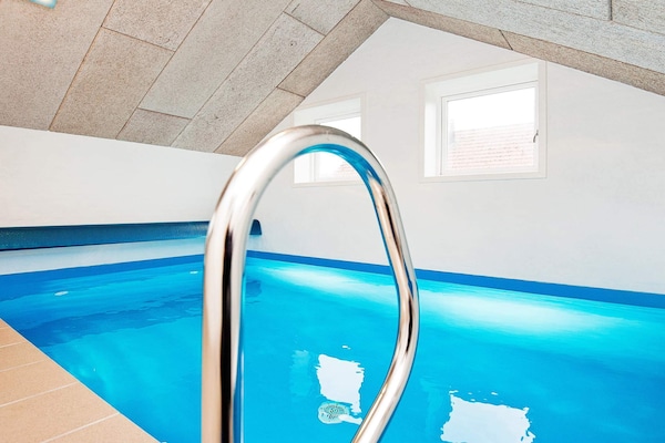 Luxe vakantiehuis met privé-zwembad en sauna op 350m van de zee in Juelsminde - thumbnail 5