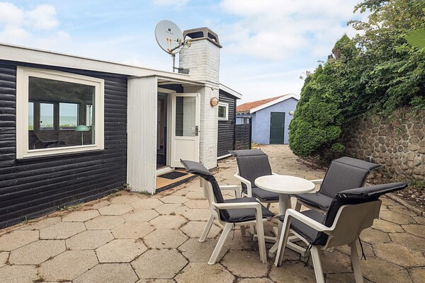Vrijstaand vakantiehuis direct aan zee in Gilleleje met sauna en panoramisch uitzicht - thumbnail 3