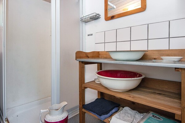 Bosrijke oase bij Bryrup: knus huis voor 4 met houtgestookte sauna - thumbnail 5