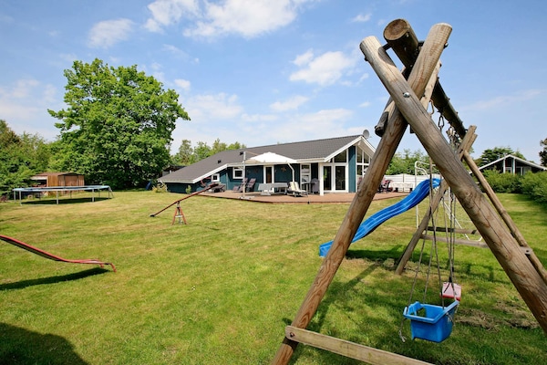 8-persoons vakantiehuis in Juelsminde op 300 m van zee - thumbnail 3