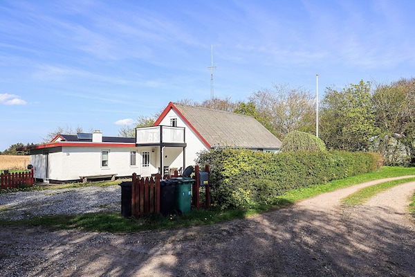 Op 800 m van zee: ruim vakantiehuis voor 10 personen in Thyholm - thumbnail 4