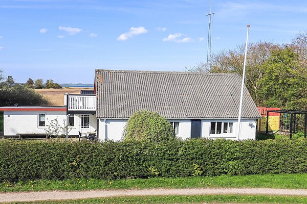 Op 800 m van zee: ruim vakantiehuis voor 10 personen in Thyholm - thumbnail 5