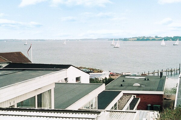Appartement aan zee in Gråsten met privé strandtoegang en uitzicht op de Flensburger Fjord - thumbnail 4