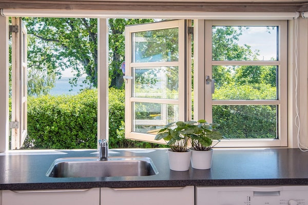 10-persoons vakantiehuis aan zee in Børkop met whirlpool en sauna - thumbnail 2