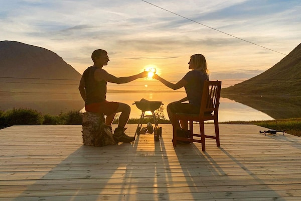 Souterrain appartement aan de Morfjord met panoramisch uitzicht op de Lofoten - thumbnail 3