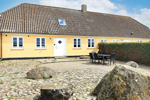 Rustiek tweelaags appartement op 400 meter van de Faaborg kust - thumbnail 1