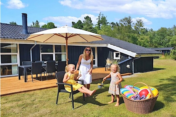 Zonovergoten vakantiehuis bij kindvriendelijk zandstrand in Jerup - thumbnail 4