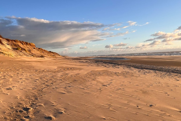 Vrijstaand vakantiehuis bij Ringkøbing, 850m van de Noordzee - thumbnail 2