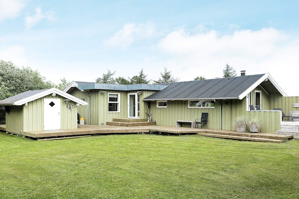 Aan zee: Modern vakantiehuis in Jerup met sauna en whirlpool - thumbnail 1