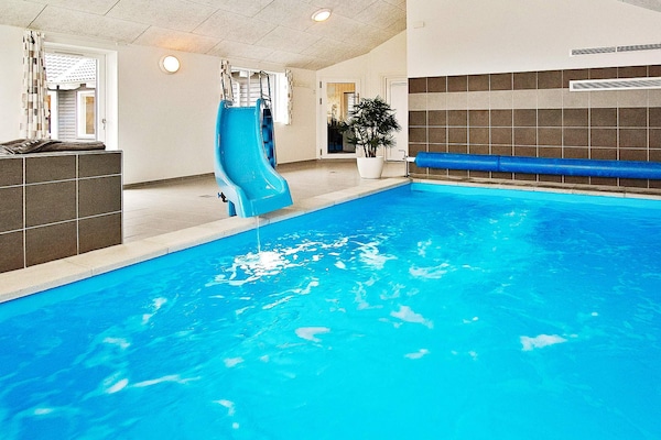 Op 950 m van zee: ruim vakantiehuis in Kappeln voor 20 personen - thumbnail 3