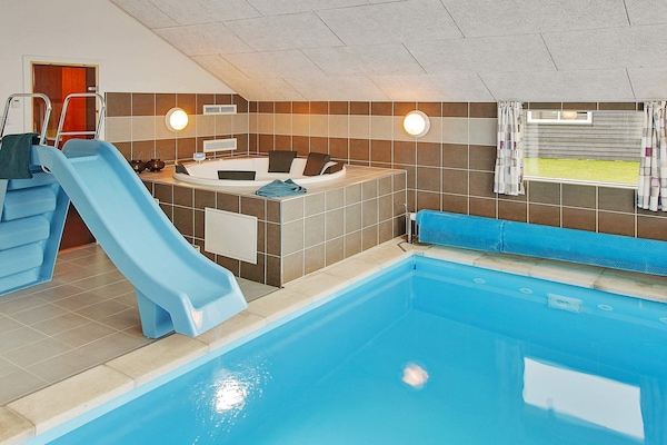 Luxe vakantiehuis met privézwembad en sauna op 900m van het strand - thumbnail 5