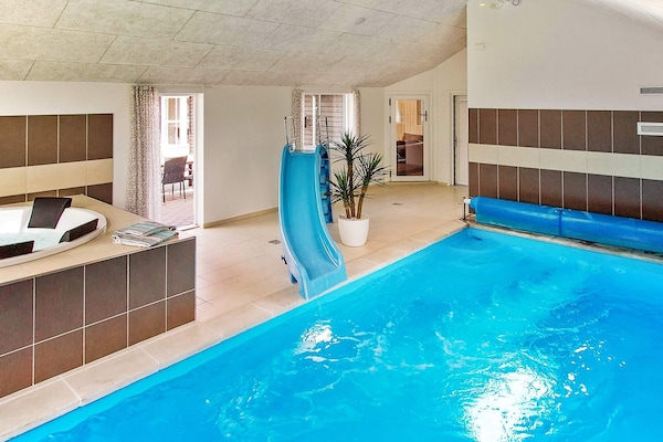 Groots vakantiehuis met zwembad, sauna & speelkamer op 900m van de Oostzee - thumbnail 5
