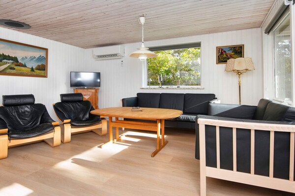 Vrijstaand vakantiehuis met sauna, 800m van de zee in Ulfborg, Denemarken - thumbnail 6