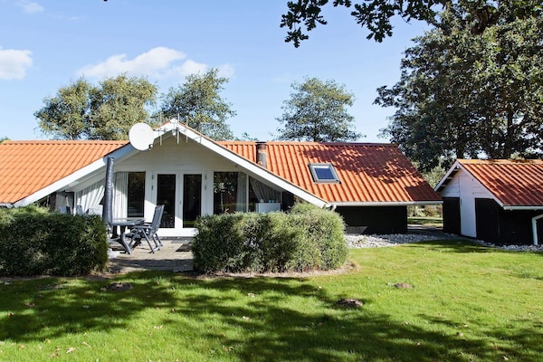 Sfeervol vakantiehuis nabij Ringkøbing Fjord – 900m naar het water - thumbnail 1