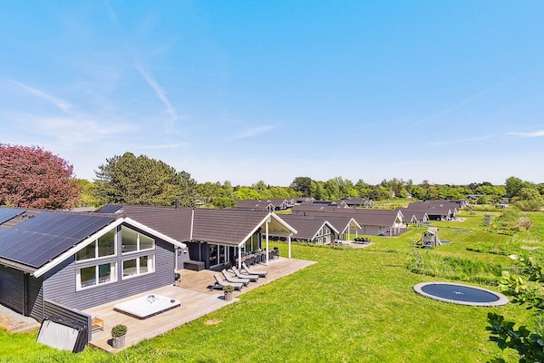 Groot vakantiehuis met privé-zwembad en sauna, op 2 km van zee - thumbnail 6
