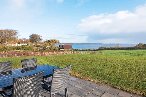 Panoramavakantiehuis op 30 meter van de zee bij Haderslev - thumbnail 2