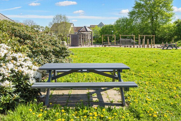 Vrijstaand vakantiehuis in Glesborg, 800m van de zee met houtgestookte hottub - thumbnail 2