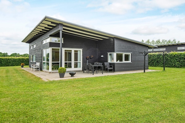 Stijlvol vrijstaand vakantiehuis op 350 meter van de zee bij Haderslev - thumbnail 1